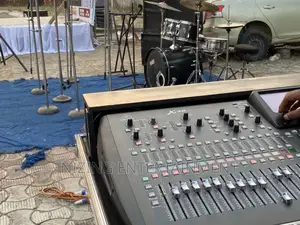 Live Band and Dj
