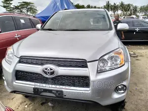 Toyota RAV4 2.5 Limited 2010 Silver