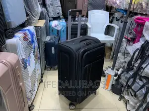 Medium Size Star Express Travel Box With Detachable Wheels