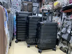 Set of Quality Imported Unbreakable Travel Luggage