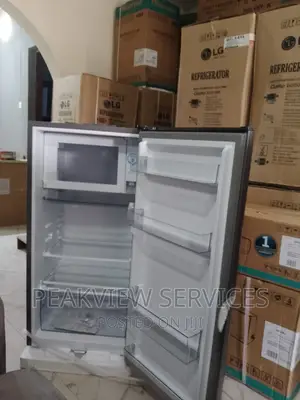 Hisense 150L Refrigerator With Shelves
