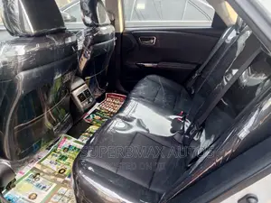 Toyota Avalon Limited Sedan FWD (3.5L 6cyl 6A) 2013 Silver