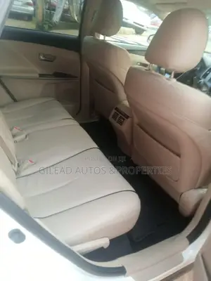 Toyota Venza XLE 4dr Wagon (2.7L 4cyl 6A) 2015 White