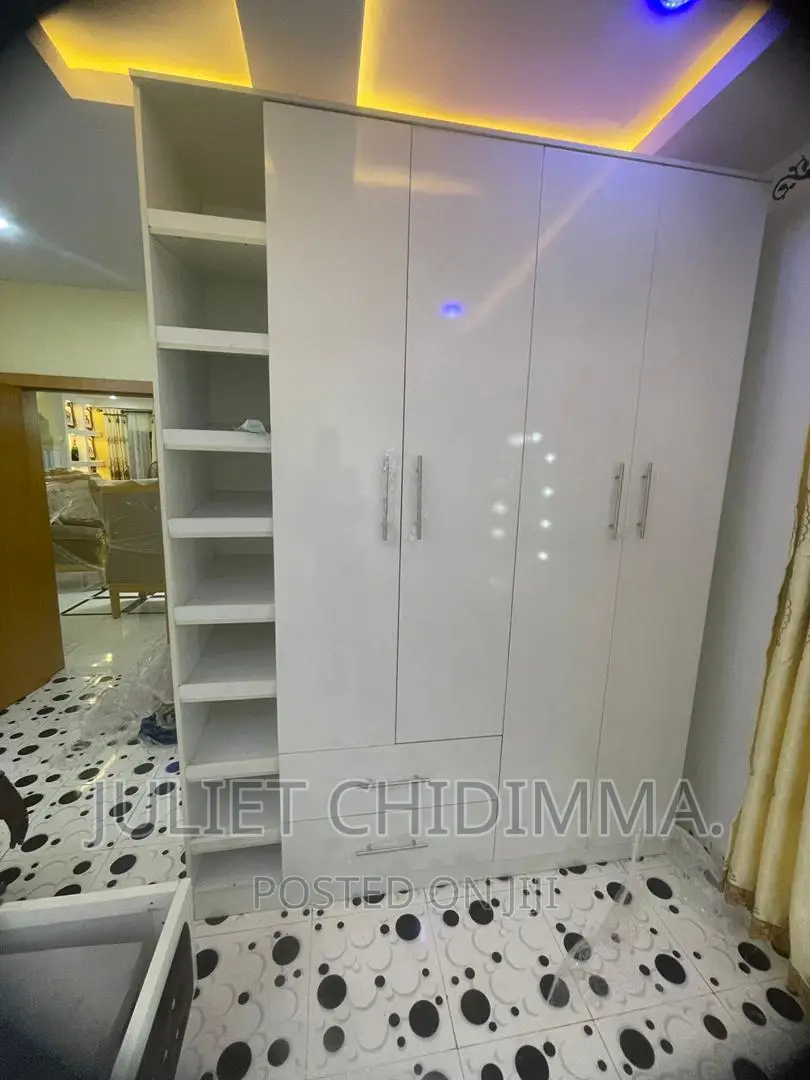 6ft by 8ft Wardrobe
