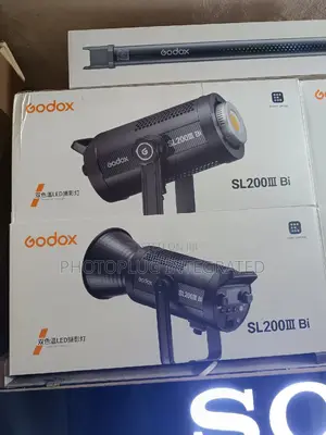 Godox Sl200iii-Bi Professional Video Light With Big Stand