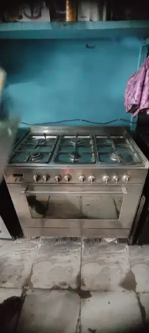 Simi Industrial Gas Cooker for Your Big Kitchen
