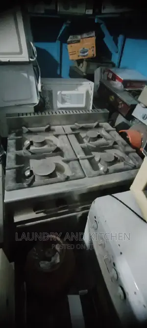 4 Burner Industrial Gas Cooker With Oven