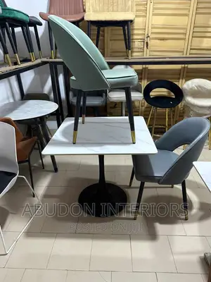 Standard Luxury Chair