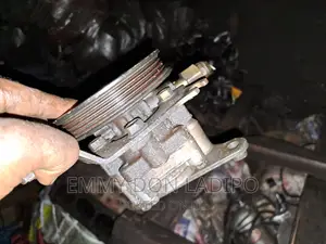 Power Steering Pump for Avalon 2003 to 2006