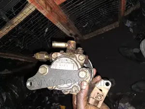 Power Steering Pump for Sequoia, Land Cruiser, V8