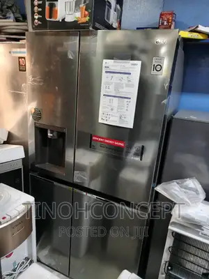LG Side by Side Refrigerator With Automatic Ice Maker