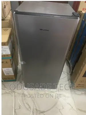 With Shelves Low Noise Refregerator Ref (RR20S) 150L Silver
