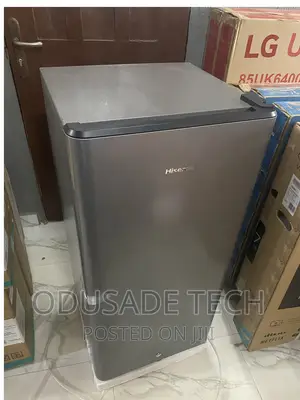 Noiseless Sliver Hisense Refregerator Ref (RR205) 150L