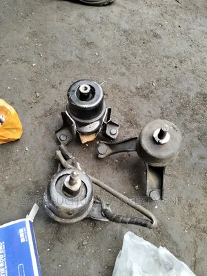 Engine Seat Toyota Camry 2.4 05