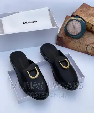 BALENCIAGA Leather Half Shoe