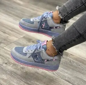 Trendy Women's Nike Sneakers