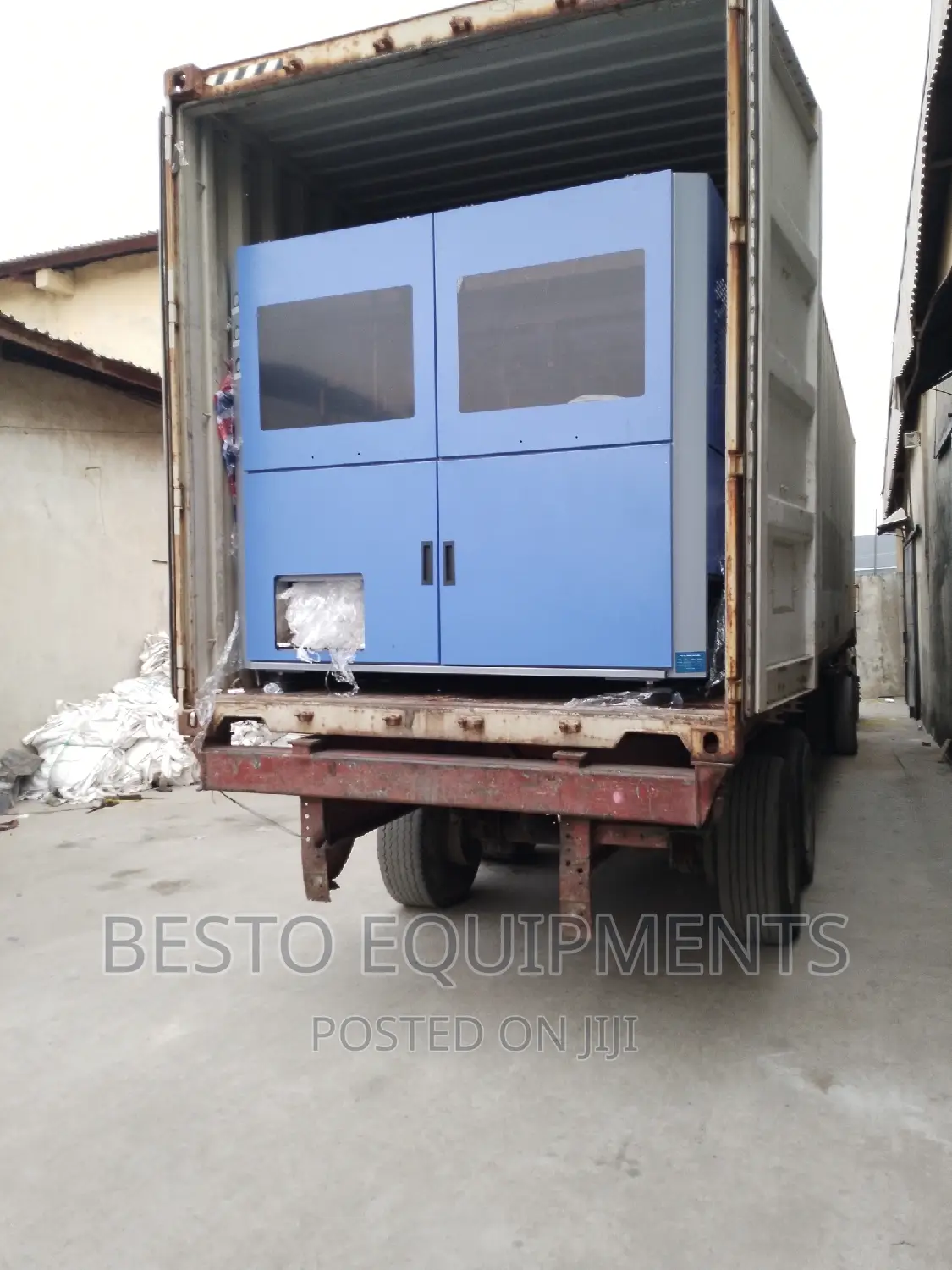Automatic Pet Bottle Blowing Machine Pet Blowing Machine.