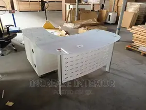 Quality Imported Executive Office Table 1.4mtr Glass.