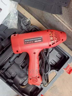 Be and Decker MMA 300amps Handheld Welding Machine