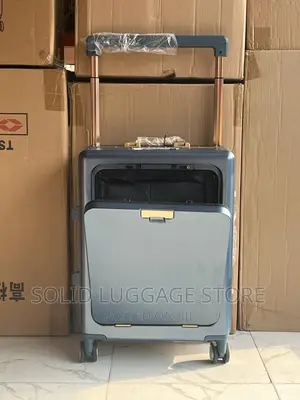 Hand Luggage Size Traveling Box