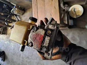 Power Steering Pump for Mazda 6 or Cx7