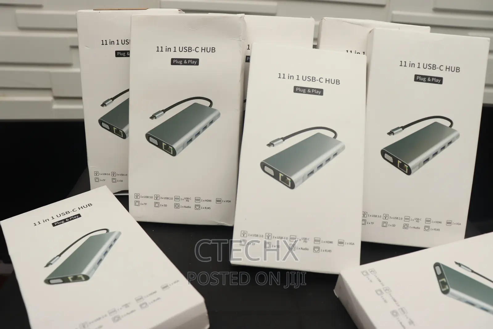 11 in 1 Usb-C Hub Portable Multi-Port Adapter
