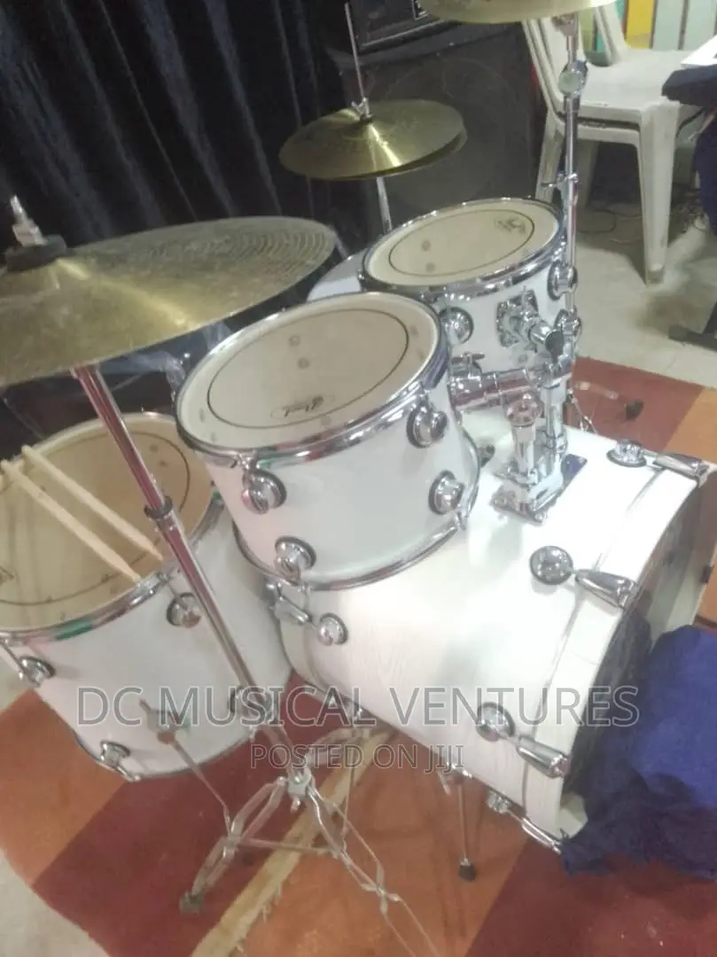 Quality Pearl Drum Set
