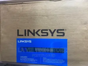 Linksys 24 Port Managed Gigabit Poe Switxh + 4 SFP Port