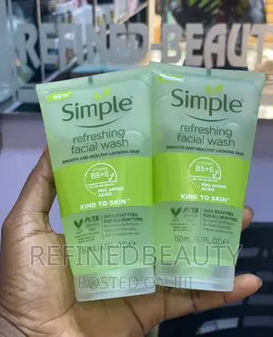 Simple Refreshing Facial Wash