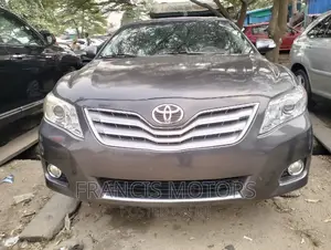 Toyota Camry XLE 4dr Sedan (2.4 4cyl 5A) 2008 Gray