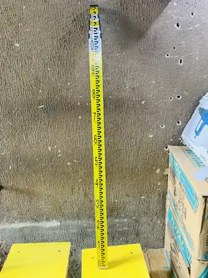 Leveling Staff