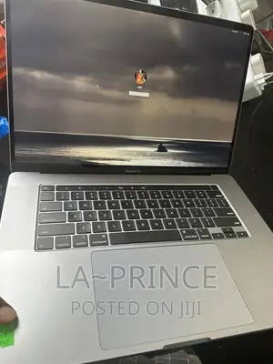 Laptop Apple MacBook Pro 2019 16GB Intel Core I9 SSD 1T