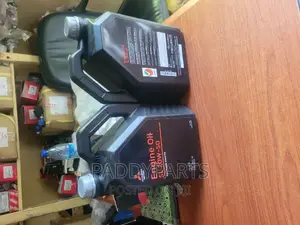 Mistbushi Pajero/Montero Engine Oil
