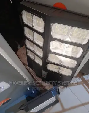 12v 200watts 16 Eyes Solar Street Lights