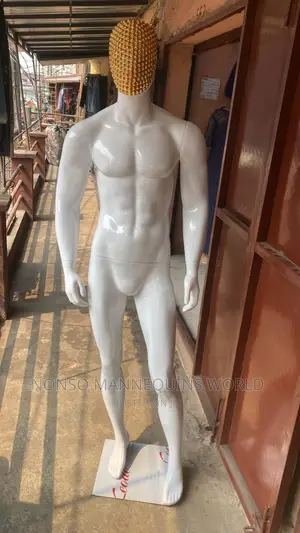 White Fibre Stone Face Huge Male Mannequin