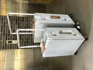 Aluminum Luxury Traveling Box