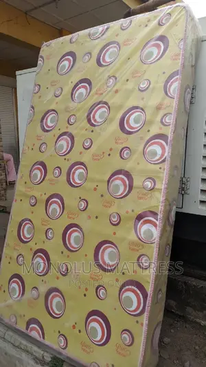 3 1⁄2 by 6 by 8 Mouka Foam Comfy Mattress in Mowe Ibafo