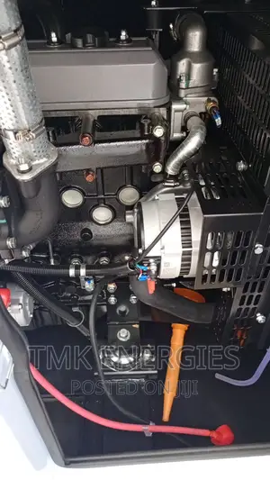 400KVA Perkins Soundproof Diesel Gen