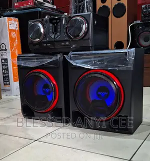 New LG Xboom 950W Sound System (CL65) Bluetooth USB 2years