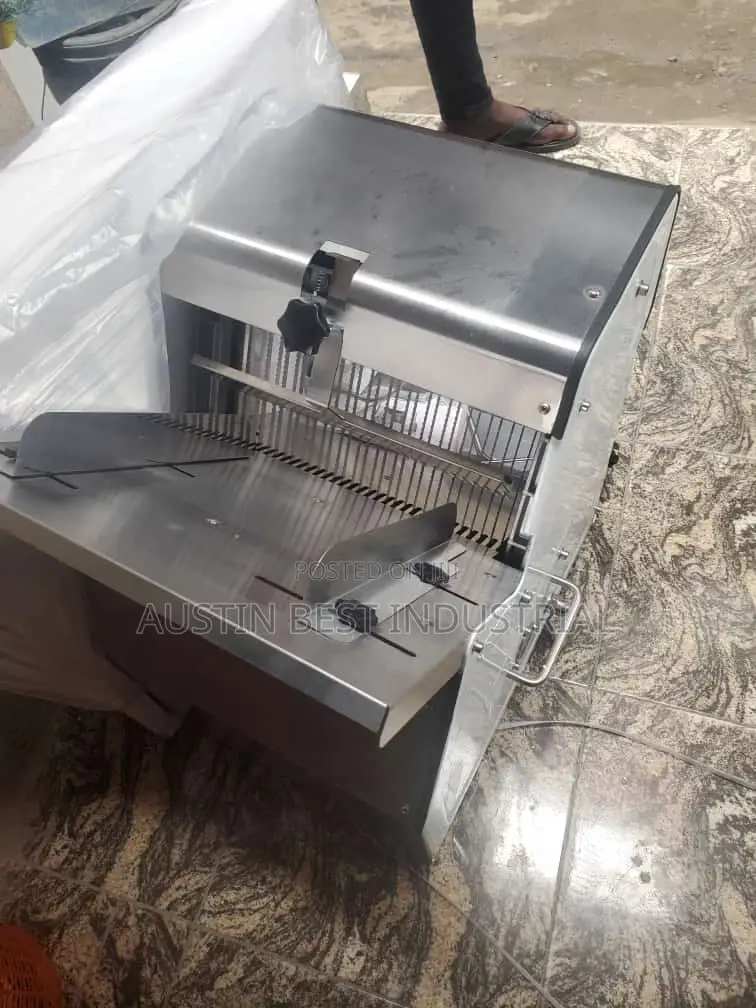 Commercial Bread Slicing Machine