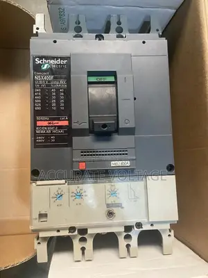 3P 400A Schneider Breaker