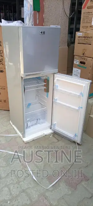 Brand New LG 250L Double Door Refrigerator>>External>Silver>