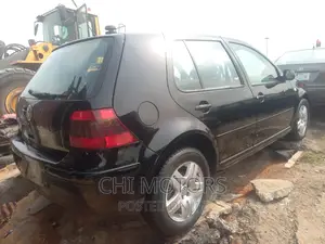 Volkswagen Golf 1.6 Comfortline Automatic 2005 Black