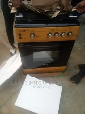 Gas Oven With 3 Gas Burners +1 Hot Plate