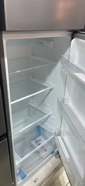 306litres Hisense Double Door Refrigerator