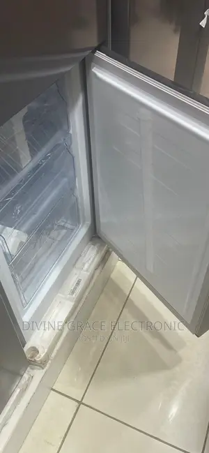 225litres Hisense Double Door Refrigerator