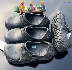 Crocs All-Terrain Atlas in Black