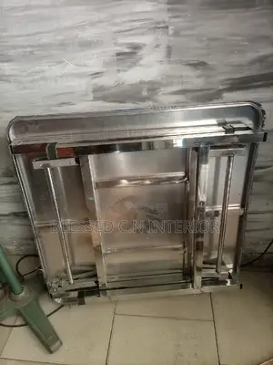 Higher Quality Restaurant Folding Table