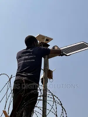 Hd Solar Powered Camera ( Double Lens)