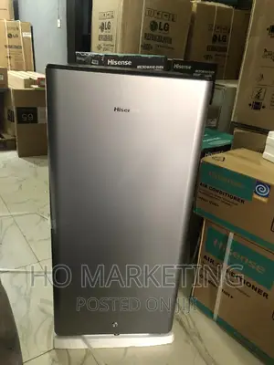 Brand New Hisense Refrigerator Rr20s Silver